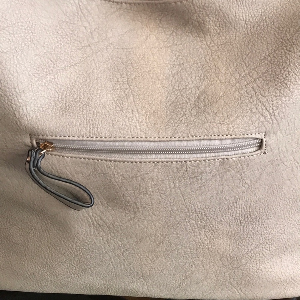 Purse - Picture 4 of 8